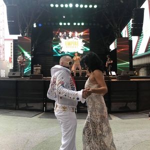 Meet your Posher, Robert